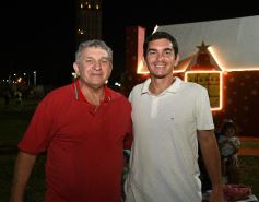 Foto de la galería: En el Parque de las Fiestas se disfruta en familia y los niños aprovechan para fotografiarse con Papá Noel 