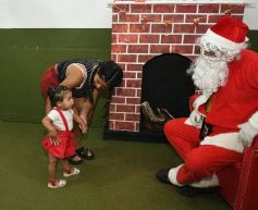 Foto de la galería: En el Parque de las Fiestas se disfruta en familia y los niños aprovechan para fotografiarse con Papá Noel 