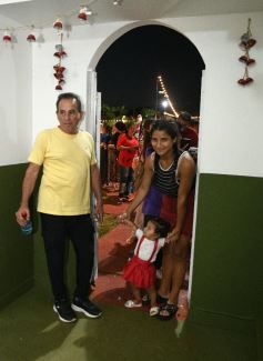 Foto de la galería: En el Parque de las Fiestas se disfruta en familia y los niños aprovechan para fotografiarse con Papá Noel 