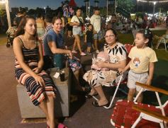Foto de la galería: En el Parque de las Fiestas se disfruta en familia y los niños aprovechan para fotografiarse con Papá Noel 