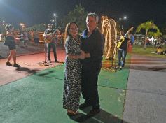 Foto de la galería: En el Parque de las Fiestas se disfruta en familia y los niños aprovechan para fotografiarse con Papá Noel 