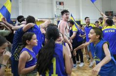 Foto de la galería: Mitre se consagró campeón del Pre Federal y se vivió una verdadera fiesta en la final con mucha emoción 