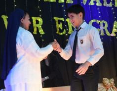 Foto de la galería: Emoción y orgullo de la comunidad educativa en el acto de colación del Colegio Santa María 