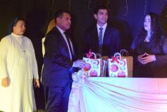 Foto de la galería: Emoción y orgullo de la comunidad educativa en el acto de colación del Colegio Santa María 