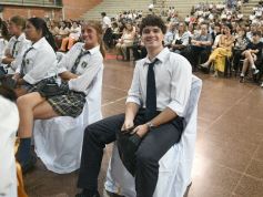 Foto de la galería: Emoción y orgullo de la comunidad educativa en el acto de colación del Colegio Santa María 