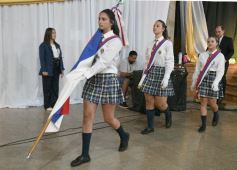 Foto de la galería: Emoción y orgullo de la comunidad educativa en el acto de colación del Colegio Santa María 