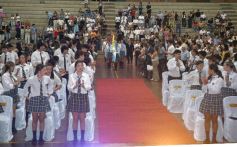 Foto de la galería: Emoción y orgullo de la comunidad educativa en el acto de colación del Colegio Santa María 