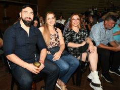 Foto de la galería: Emoción y orgullo de la comunidad educativa en el acto de colación del Colegio Santa María 