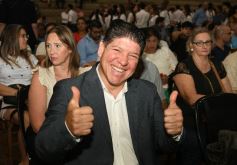 Foto de la galería: Emoción y orgullo de la comunidad educativa en el acto de colación del Colegio Santa María 