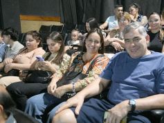 Foto de la galería: Los alumnos de los 5° de la Madre de la Misericordia con felicidad y nostalgia recibieron sus diplomas 