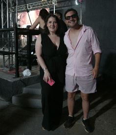 Foto de la galería: Antisiesta cerró el 2025 con "Los Personajes del Año", propuesta que se proyecta como tradición 