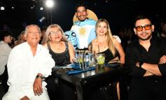 Foto de la galería: Antisiesta cerró el 2025 con "Los Personajes del Año", propuesta que se proyecta como tradición 