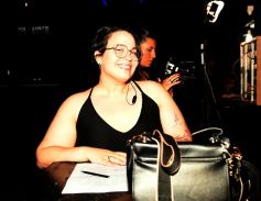 Foto de la galería: Antisiesta cerró el 2025 con "Los Personajes del Año", propuesta que se proyecta como tradición 