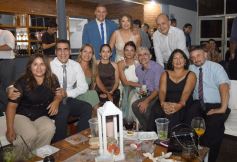 Foto de la galería: Horacio y María del Carmen sellaron su amor y celebraron junto a familiares y amigos 