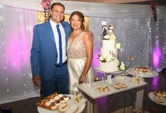 Foto de la galería: Horacio y María del Carmen sellaron su amor y celebraron junto a familiares y amigos 