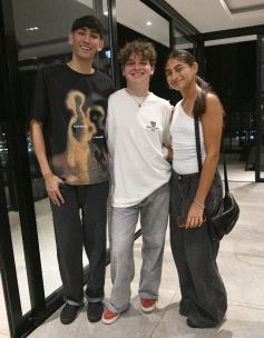 Foto de la galería: Celebramos las fiestas compartiendo con amigos y familiares: brindis y los mejores deseos para 2026 