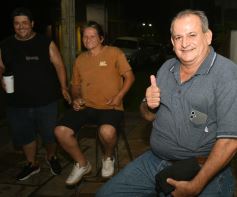 Foto de la galería: La tradicional hamburguesería "La Esquina" cumplió 40 años y la familia Rovetta celebró con clientes y amigos