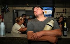 Foto de la galería: La tradicional hamburguesería "La Esquina" cumplió 40 años y la familia Rovetta celebró con clientes y amigos