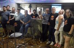 Foto de la galería: La tradicional hamburguesería "La Esquina" cumplió 40 años y la familia Rovetta celebró con clientes y amigos