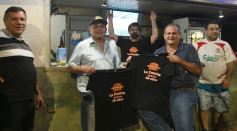 Foto de la galería: La tradicional hamburguesería "La Esquina" cumplió 40 años y la familia Rovetta celebró con clientes y amigos