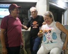 Foto de la galería: La tradicional hamburguesería "La Esquina" cumplió 40 años y la familia Rovetta celebró con clientes y amigos