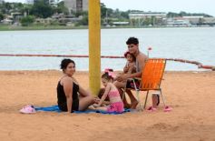 Foto de la galería: Turistas y posadeños disfrutan de la gastronomía en la ciudad y del balneario El Brete