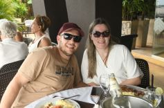 Foto de la galería: Turistas y posadeños disfrutan de la gastronomía en la ciudad y del balneario El Brete