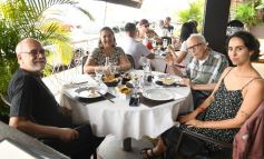 Foto de la galería: Turistas y posadeños disfrutan de la gastronomía en la ciudad y del balneario El Brete