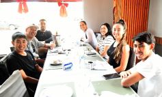 Foto de la galería: Turistas y posadeños disfrutan de la gastronomía en la ciudad y del balneario El Brete