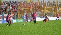 Foto de la galería: En busca de la Semifinal del Regional Amateur: Guaraní recibe a Estudio Galeano