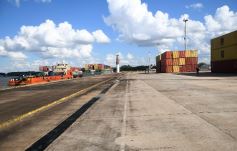 Foto de la galería: Recibimiento en el Puerto de Posadas, llegada del convoy que marca el crecimiento que se consolida 