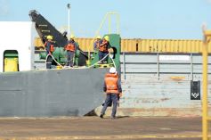 Foto de la galería: Recibimiento en el Puerto de Posadas, llegada del convoy que marca el crecimiento que se consolida 