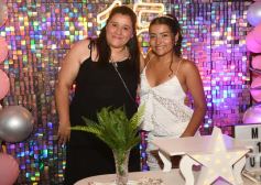 Foto de la galería: Los soñados 15 años de Uma: feliz celebró rodeada de amigos y familiares