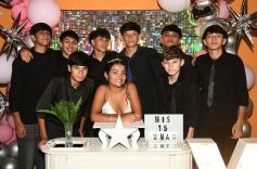 Foto de la galería: Los soñados 15 años de Uma: feliz celebró rodeada de amigos y familiares