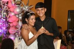 Foto de la galería: Los soñados 15 años de Uma: feliz celebró rodeada de amigos y familiares