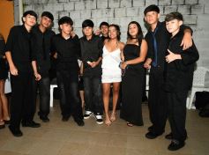 Foto de la galería: Los soñados 15 años de Uma: feliz celebró rodeada de amigos y familiares