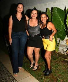 Foto de la galería: Los soñados 15 años de Uma: feliz celebró rodeada de amigos y familiares