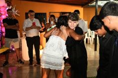 Foto de la galería: Los soñados 15 años de Uma: feliz celebró rodeada de amigos y familiares