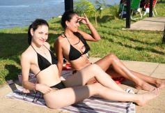 Foto de la galería: El verano se disfruta a pleno en las playas y el camping de la capital provincial  