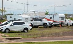 Foto de la galería: El verano se disfruta a pleno en las playas y el camping de la capital provincial  