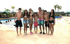 Foto de la galería: El verano se disfruta a pleno en las playas y el camping de la capital provincial  