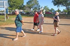 Foto de la galería: El verano se disfruta a pleno en las playas y el camping de la capital provincial  