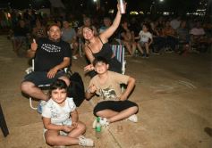 Foto de la galería: A pedido de la gente, revivimos más momentos de las inolvidables noches del Festival de la Música del Litoral