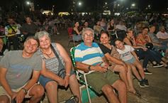 Foto de la galería: A pedido de la gente, revivimos más momentos de las inolvidables noches del Festival de la Música del Litoral