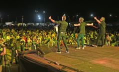 Foto de la galería: A pedido de la gente, revivimos más momentos de las inolvidables noches del Festival de la Música del Litoral