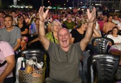 Foto de la galería: A pedido de la gente, revivimos más momentos de las inolvidables noches del Festival de la Música del Litoral