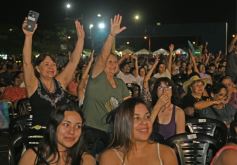 Foto de la galería: A pedido de la gente, revivimos más momentos de las inolvidables noches del Festival de la Música del Litoral