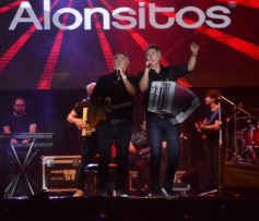 Foto de la galería: A pedido de la gente, revivimos más momentos de las inolvidables noches del Festival de la Música del Litoral