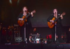 Foto de la galería: A pedido de la gente, revivimos más momentos de las inolvidables noches del Festival de la Música del Litoral