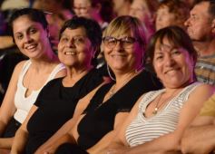 Foto de la galería: A pedido de la gente, revivimos más momentos de las inolvidables noches del Festival de la Música del Litoral